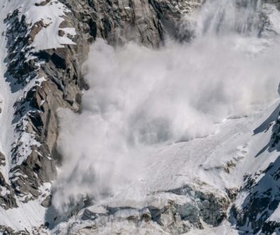 mountain avalanche snow mont blanc 4254821