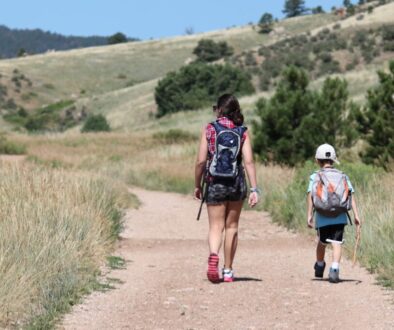 Pierwsza wędrówka dziecka w góry – bezpieczeństwo, motywacja i sprzęt