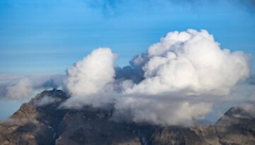 Burza w górach – sygnały ostrzegawcze i sposoby minimalizowania ryzyka